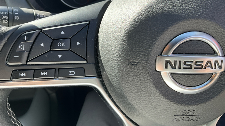 Nissan Juke 1.0 DiG-T 114 Tekna 5dr Petrol Hatchback